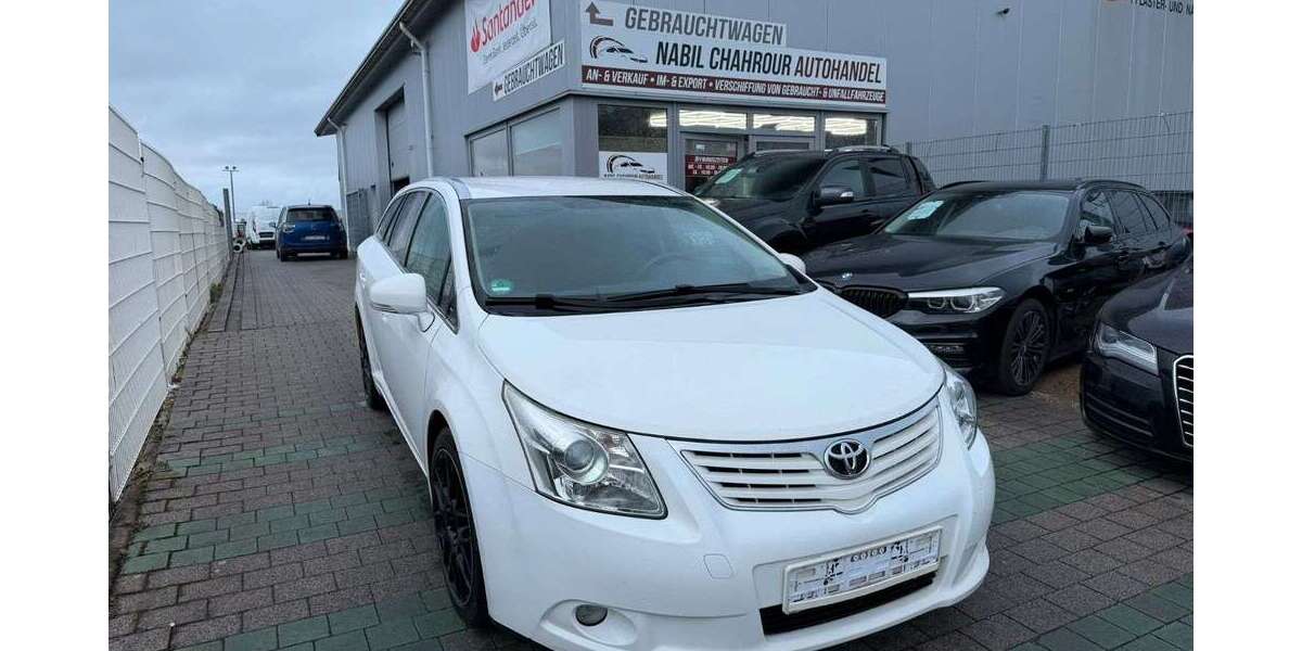 Toyota Avensis 240.000 km 4.999 &euro; Rheinbach 53359