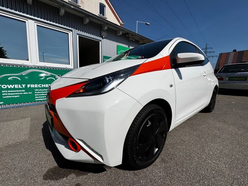 Toyota Aygo (X) 98.500 km 8.490 € Frechen 50226
