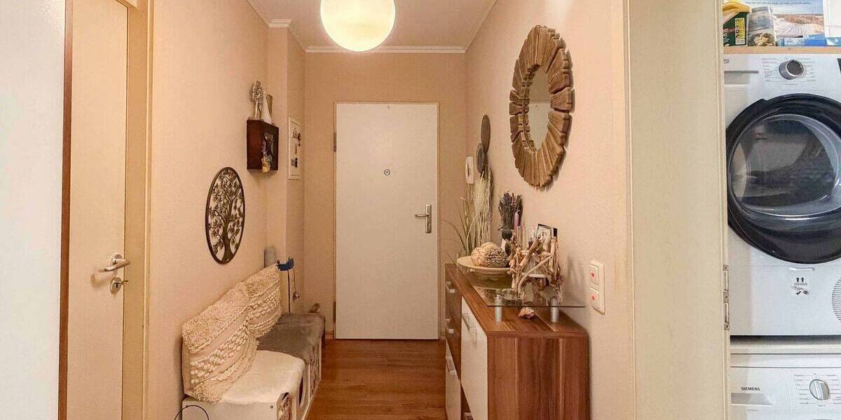 Etagenwohnung Köln Sülz - 3 Zimmer, 64 m&sup2;, 229.000&euro; | Angebot:26920562