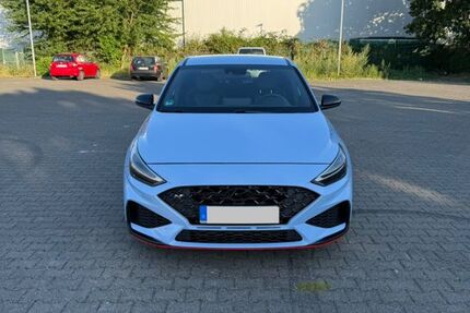 Hyundai i30 80.000 km 25.250 &euro; Bornheim 53332