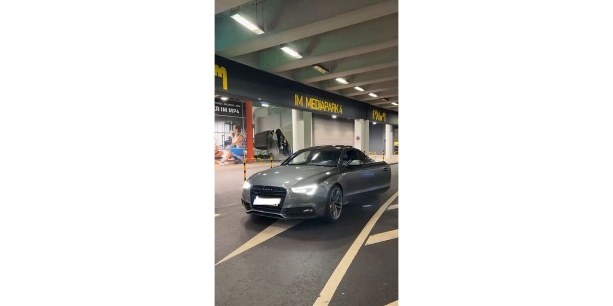 Audi A5 182.000 km 17.250 &euro; Brühl 50321