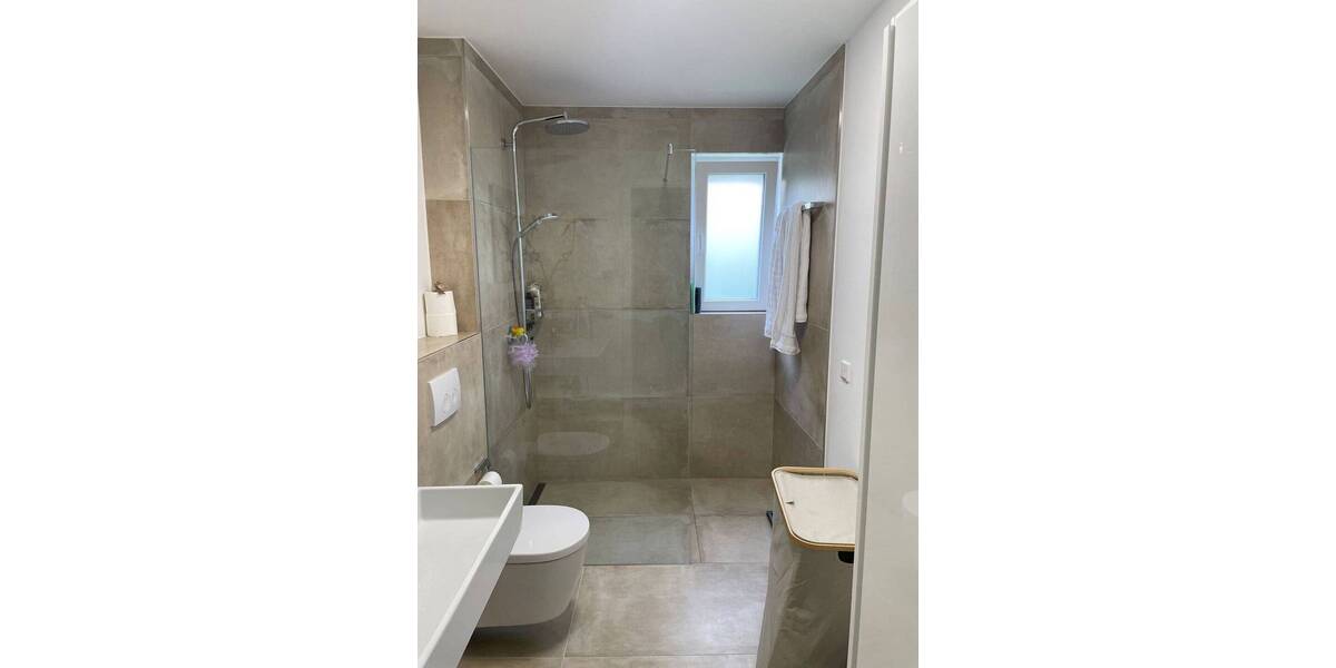 Etagenwohnung Siegburg Deichhaus - 3 Zimmer, 72 m&sup2;, 975&euro; | Angebot:26885914