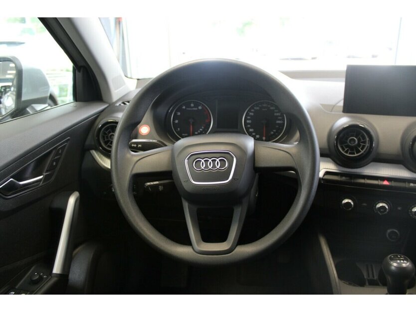 Q2 1.0 TFSI Ultra - AHK -