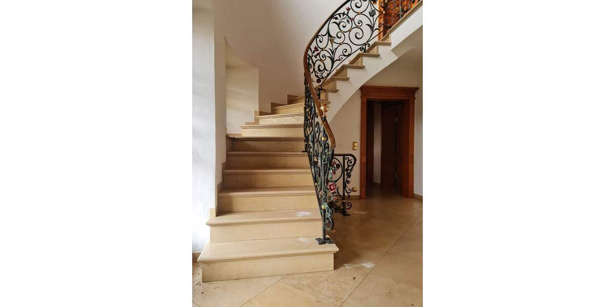 Einfamilienhaus Niederkassel - 7 Zimmer, 373 m&sup2;, 1.600.000&euro; | Angebot:25837714