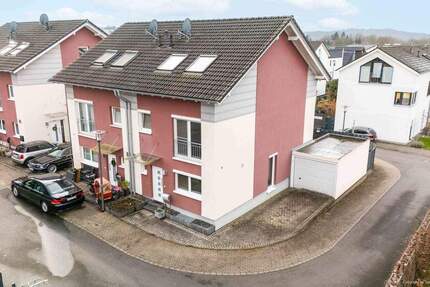 Haus Hennef / Im Siegbogen Weldergoven - 5 Zimmer, 136 m&sup2;, 498.000&euro; | Angebot:24735356