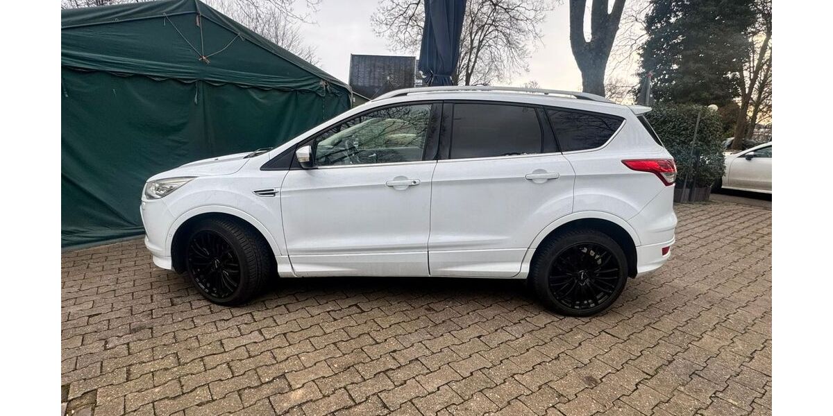 Ford Kuga 176.500 km 8.900 &euro; Siegburg 53721