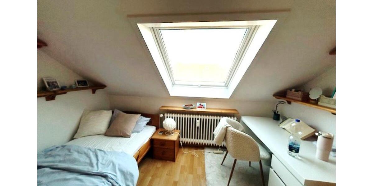 Dachgeschoßwohnung Sankt Augustin - 1 Zimmer, 12 m&sup2;, 320&euro; | Angebot:24805917