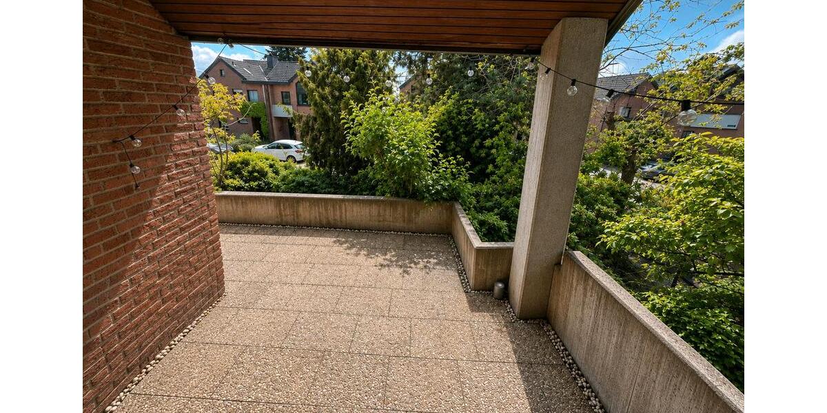 Etagenwohnung Bornheim - 3 Zimmer, 100 m&sup2;, 359.000&euro; | Angebot:27298970