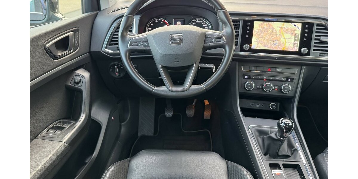 Seat Ateca Leder Navi Klima Temp. SR+WR UNFALLFREI 1a 60.000 km 15.500 &euro; Erftstadt 50374