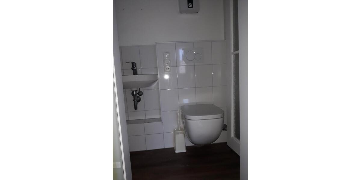 Dachgeschoßwohnung Bonn Küdinghoven - 2 Zimmer, 32 m&sup2;, 353&euro; | Angebot:26441272