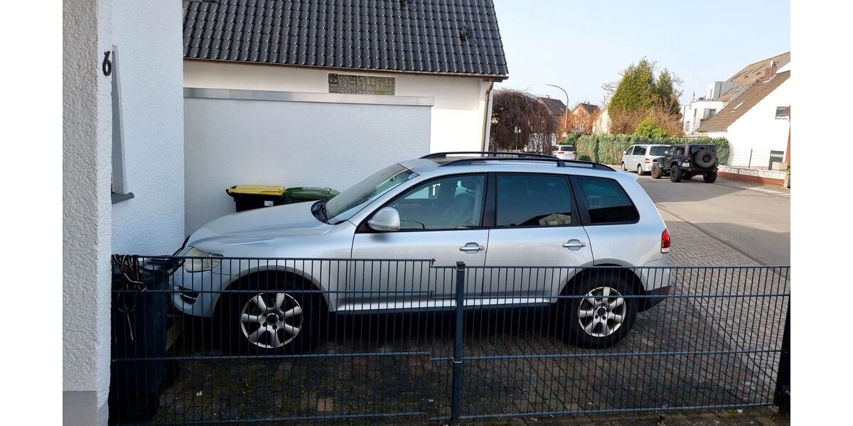 VW Touareg 253.867 km 5.400 &euro; Troisdorf 53842