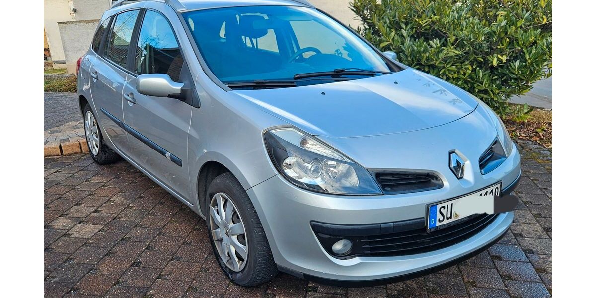Renault Clio 150.000 km 3.250 &euro; Königswinter 53639