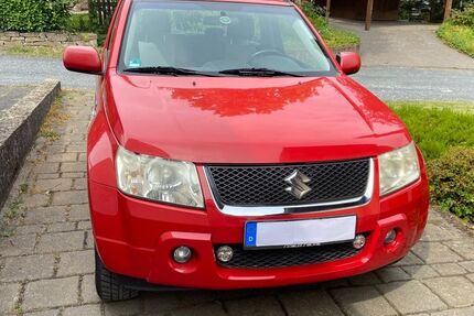Suzuki Vitara 207.000 km 3.800 € Königswinter 53639