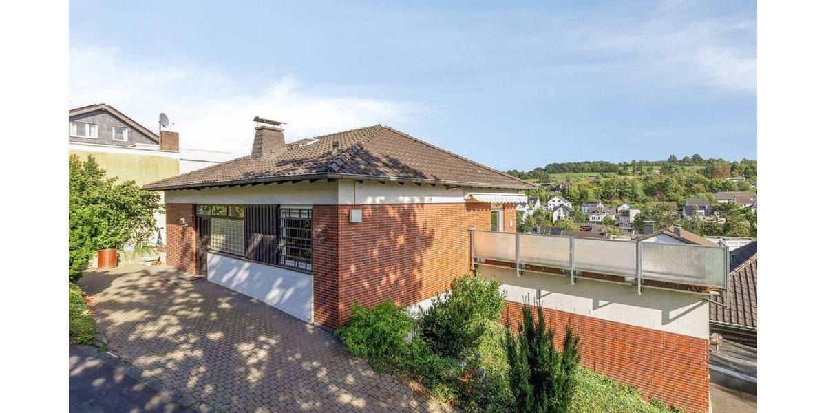 Einfamilienhaus Wachtberg Niederbachem Niederbachem - 6 Zimmer, 206 m&sup2;, 490.000&euro; | Angebot:26787829