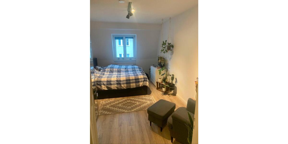 Etagenwohnung Köln Mülheim - 3 Zimmer, 125 m&sup2;, 2.100&euro; | Angebot:24748709