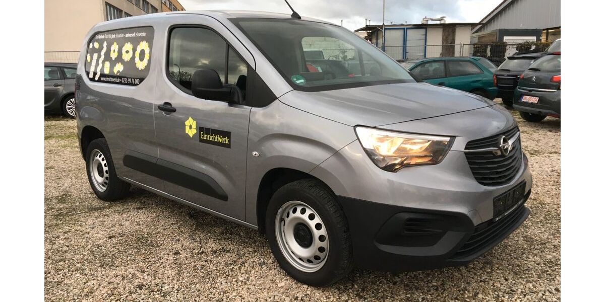 Opel Combo 140.000 km 9.399 &euro; Bonn 53227
