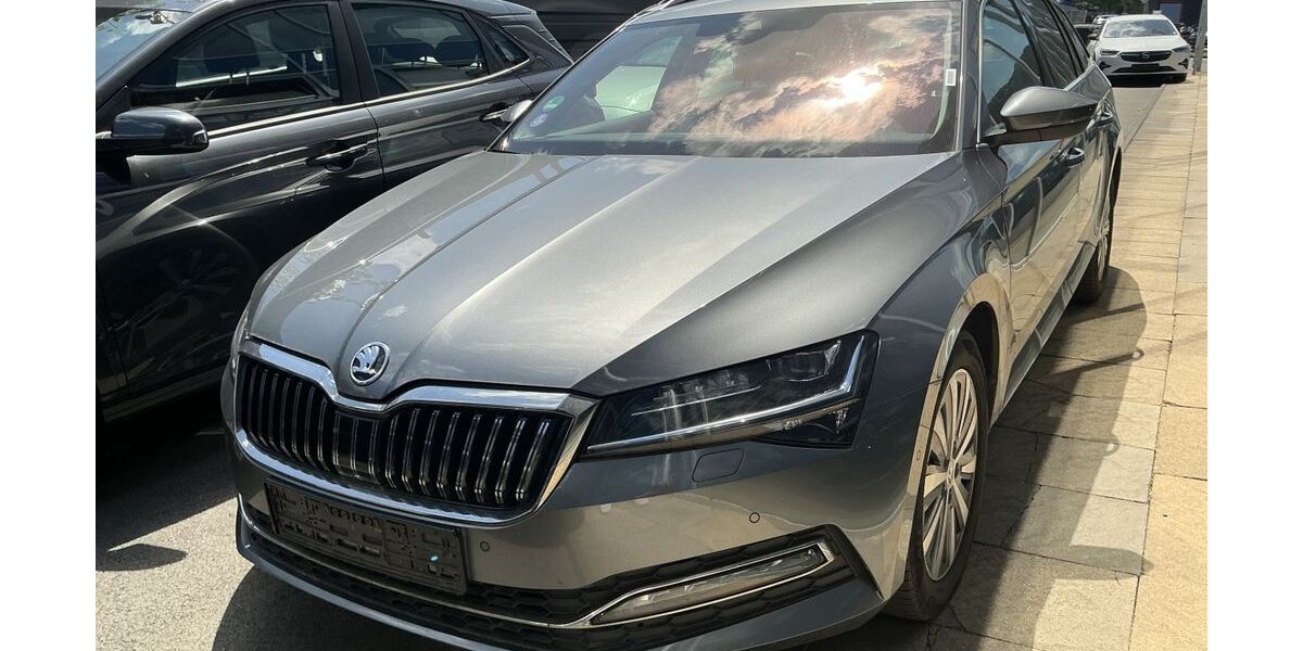 Skoda Superb 125.602 km 21.500 &euro; Eitorf 53783