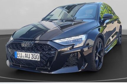 Audi RS3 1.125 km 72.990 € Euskirchen 53879