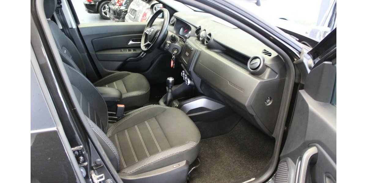 Dacia Duster TCe 130 2WD GPF Prestige - AHK - 130.308 km 14.980 &euro; Euskirchen 53881