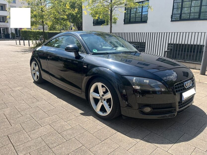 Audi TT 104.000 km 13.299 € Köln 50933