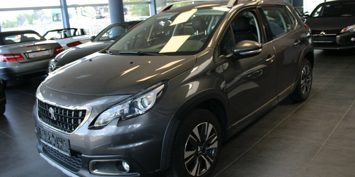 Peugeot 2008 1.2 - Panorama - Navi - 59.620 km 9.980 &euro; Euskirchen 53881