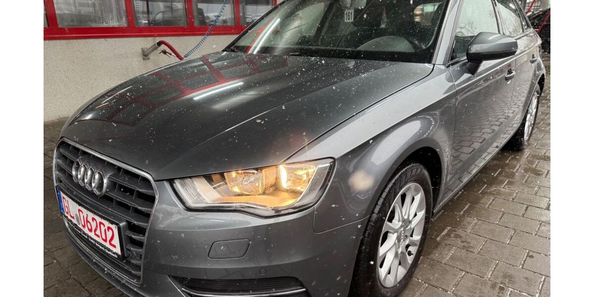 Audi A3 235.000 km 8.190 &euro; Bergisch Gladbach 51467