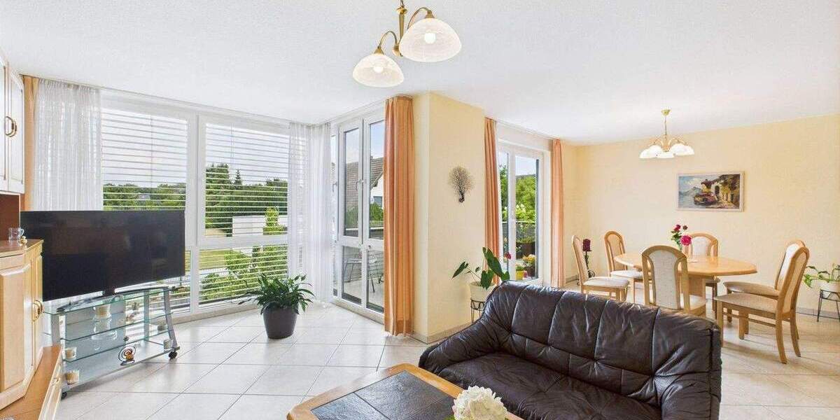 Etagenwohnung Hürth Efferen - 3 Zimmer, 107 m&sup2;, 399.000&euro; | Angebot:24721357