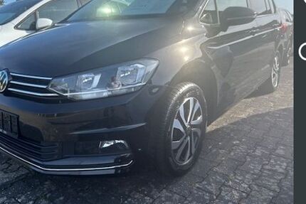 VW Touran 72.200 km 26.789 &euro; Erftstadt 50374
