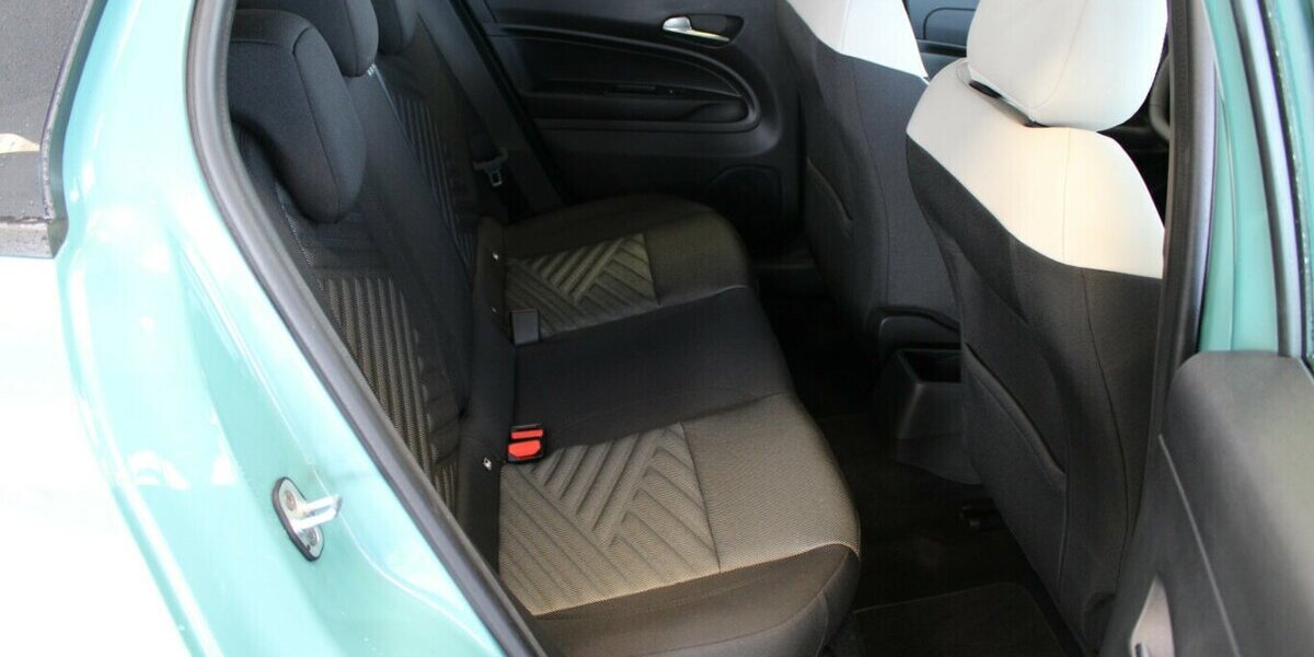 Fiat 600 Hybrid 2.394 km 21.480 &euro; Euskirchen 53881