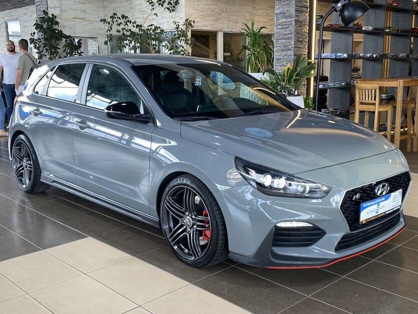 i30