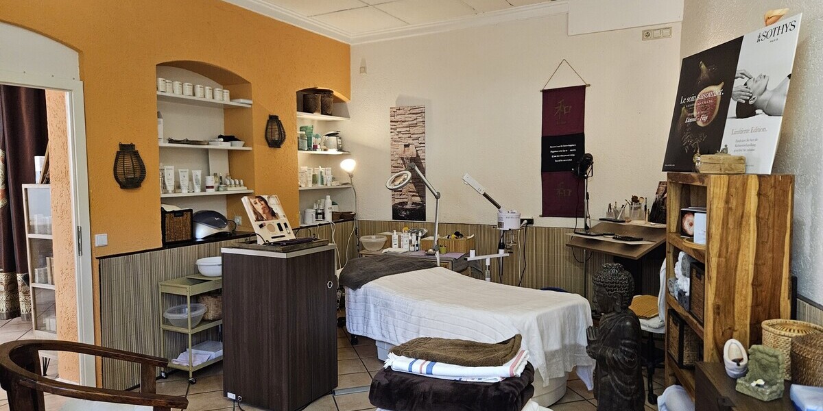Sie haben die Geschäftsidee? Wir haben das Ladenlokal! Zentral in Oberpleis! - Gewerbeobjekt Königswinter Oberpleis | Angebot:23791297