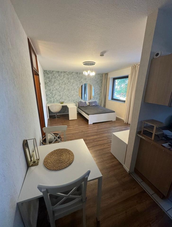 Attraktive 1-Zimmer-Wohnung Hürth Efferen Bahnlage & Autobahn