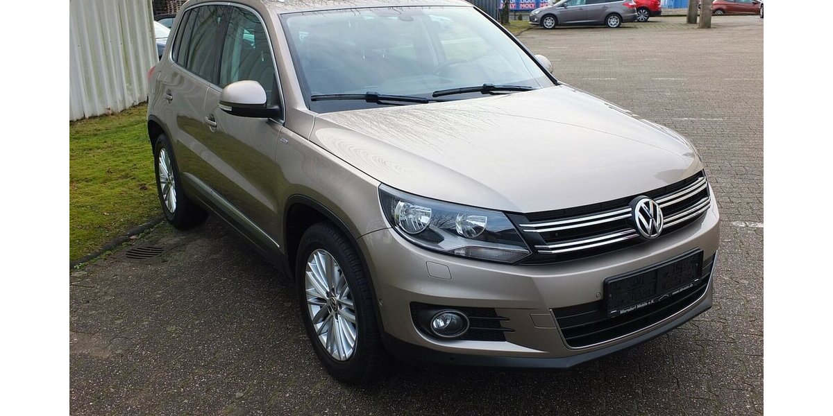 VW Tiguan WM26:CUP SPORT NAVI PARKPILOT TEMPOMAT 88.859 km 10.908 &euro; Köln 50858