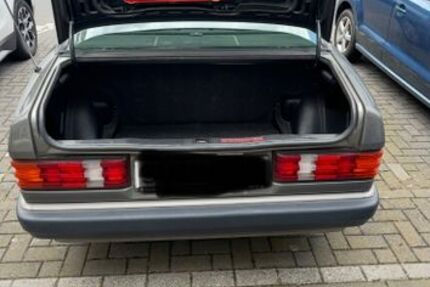 Mercedes-Benz 190 207.000 km 3.800 &euro; Bonn 53227