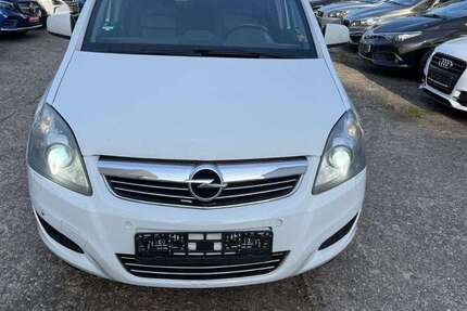 Opel Zafira 206.000 km 2.999 &euro; Bonn 53123