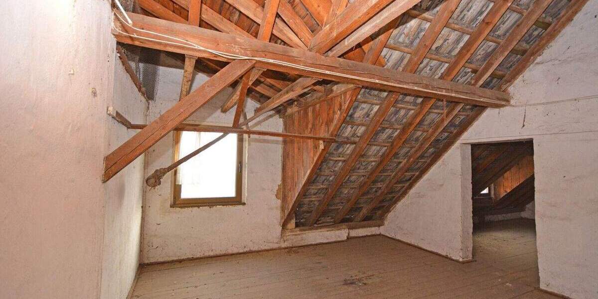 Einfamilienhaus Bornheim Merten - 9 Zimmer, 207 m&sup2;, 650.000&euro; | Angebot:25781301