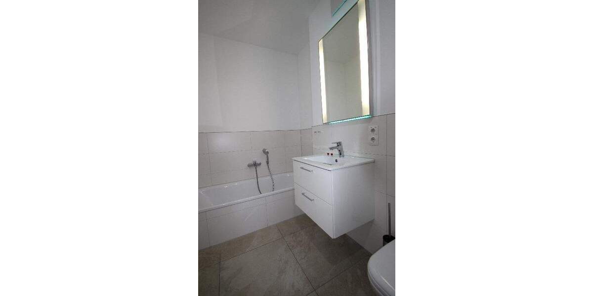 Etagenwohnung Bad Neuenahr-Ahrweiler Bad Neuenahr - 3 Zimmer, 83 m&sup2;, 349.000&euro; | Angebot:25690107