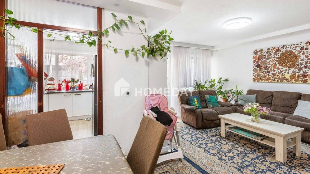 Etagenwohnung Bonn Schweinheim - 4 Zimmer, 97 m&sup2;, 324.000&euro; | Angebot:26140795