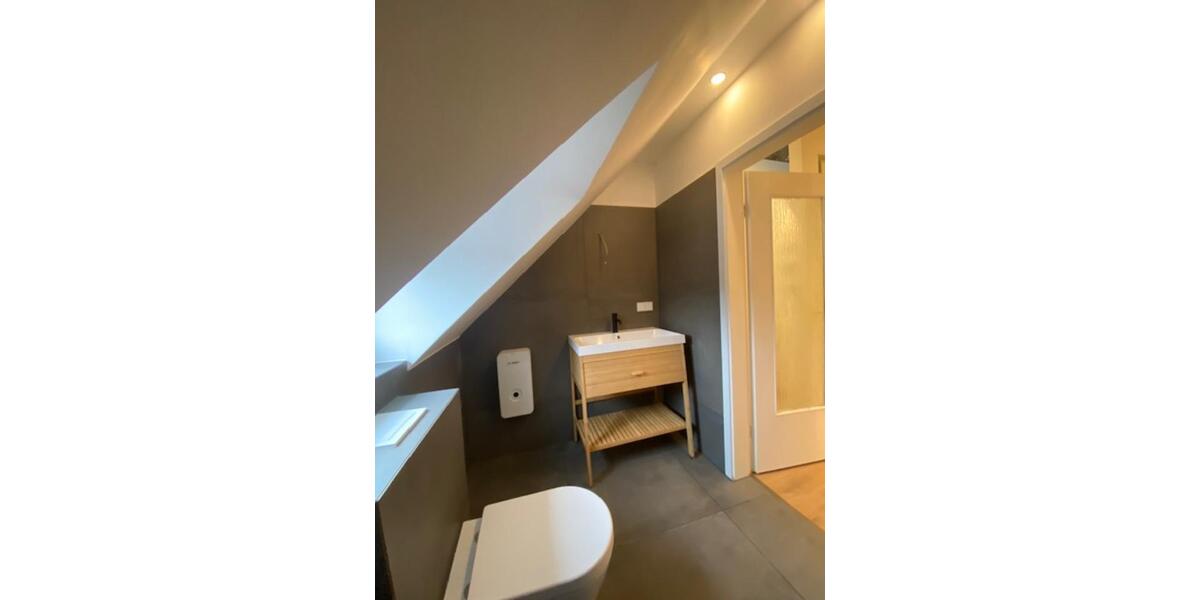 Dachgeschoßwohnung Köln Lindenthal - 2 Zimmer, 45 m&sup2;, 970&euro; | Angebot:25874638