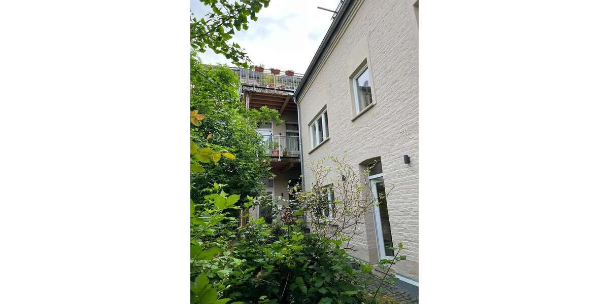 Einfamilienhaus Bonn Beuel-Mitte - 6.5 Zimmer, 215 m&sup2;, 2.980&euro; | Angebot:27182052