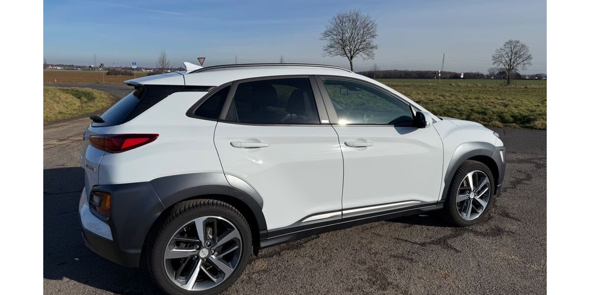 Hyundai KONA 98.018 km 17.200 &euro; Neustadt 53577