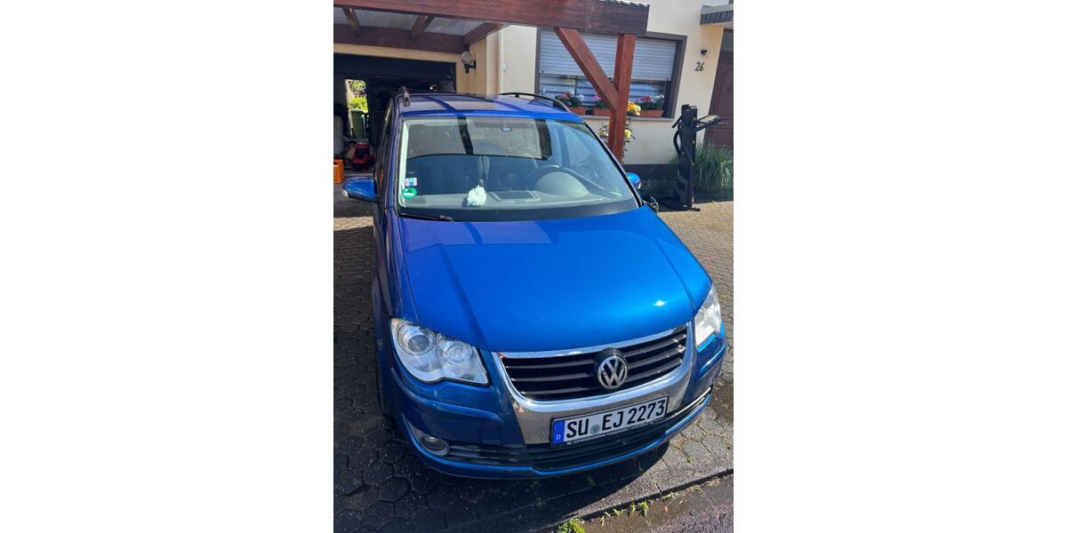 VW Touran 206.050 km 3.400 &euro; Niederkassel 53859