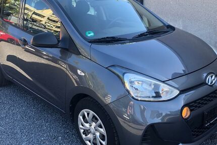 Hyundai i10 65.000 km 7.700 &euro; Bergisch Gladbach 51469