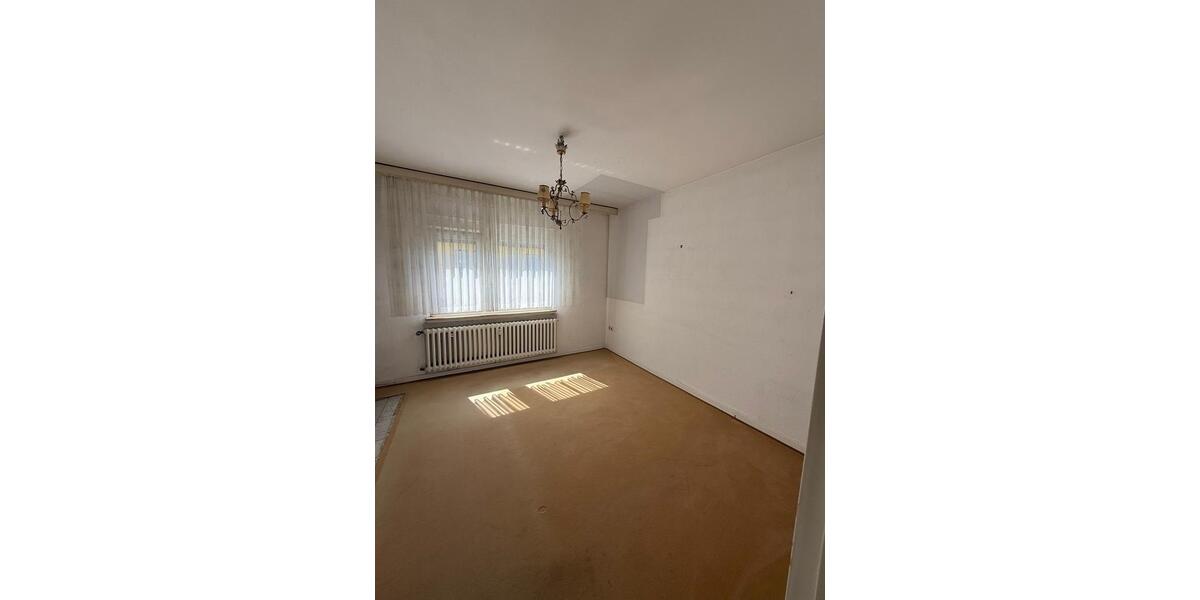 Mehrfamilienhaus, Wohnhaus Bonn Friesdorf - 6 Zimmer, 135 m&sup2;, 469.000&euro; | Angebot:26720824