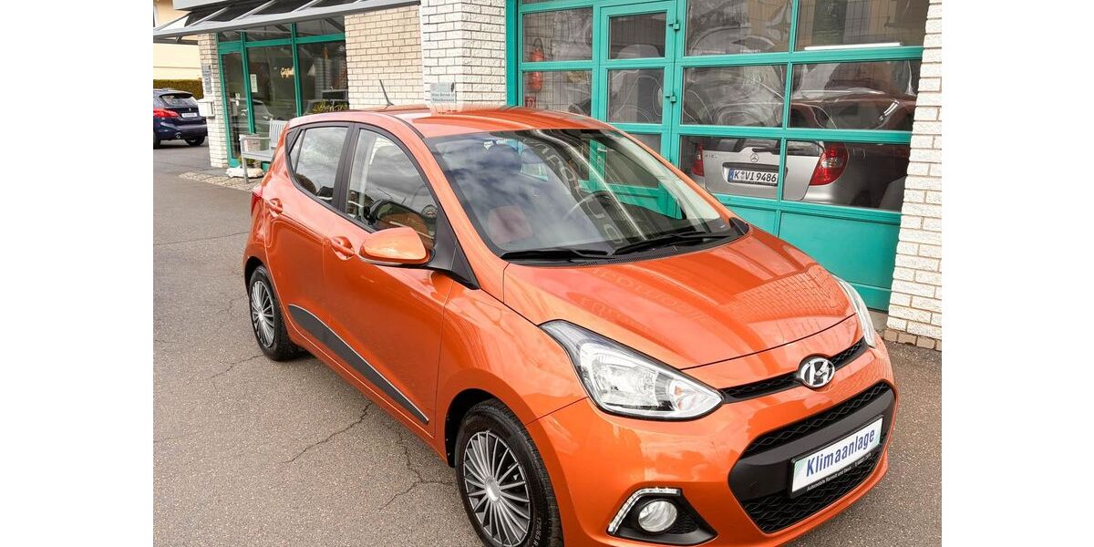 Hyundai i10 17.335 km 8.950 &euro; Bornheim 53332