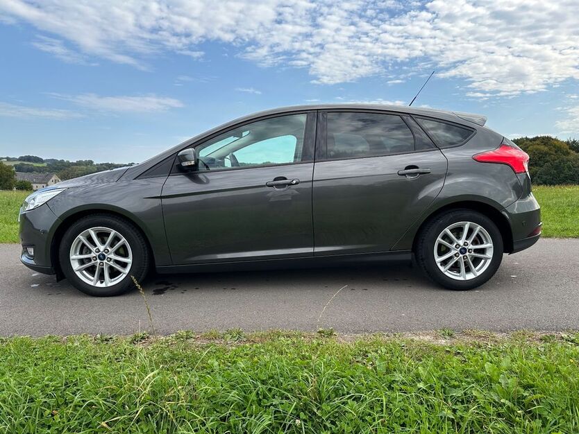 Ford Focus 79.000 km 8.750 € Overath 51491