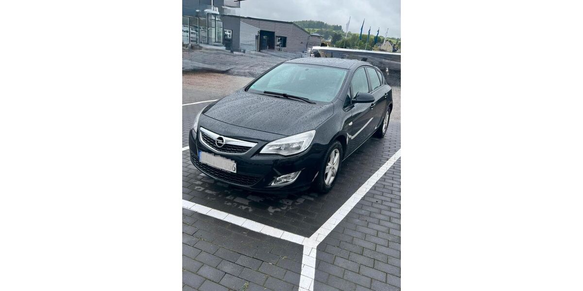 Opel Astra 134.000 km 4.999 &euro; Köln (Ostheim) 51107