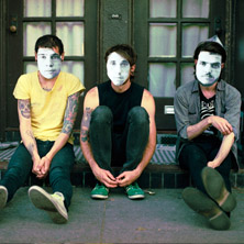 Dead To Me - Support: Überyou 31.03.2026 HELIOS37