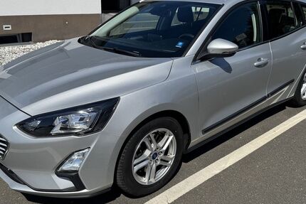 Ford Focus 30.000 km 14.900 &euro; Erftstadt (bei Köln) 50374