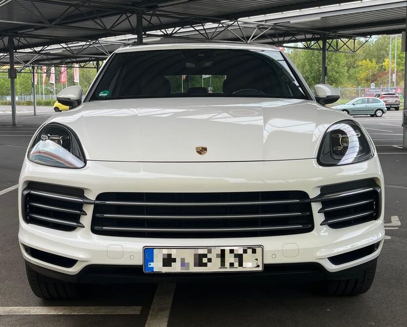 Porsche Cayenne 92.400 km 45.500 € Köln 50737